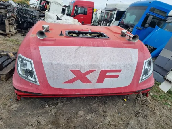Tampa de teto DAF para XF 106 Super Space Cab - Usado image 2