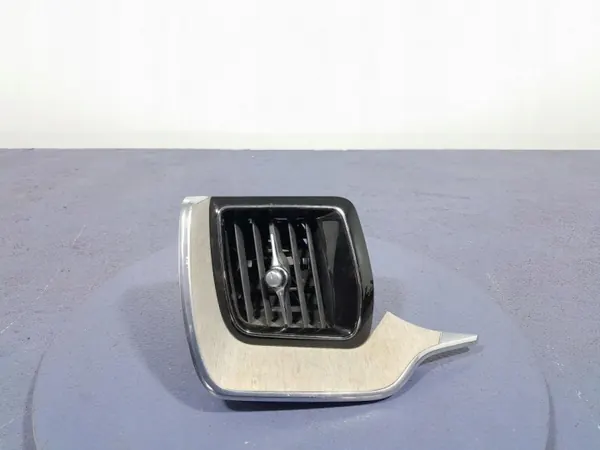 Volvo XC60 II linker luchtroostergril OEM 31417691 image 2