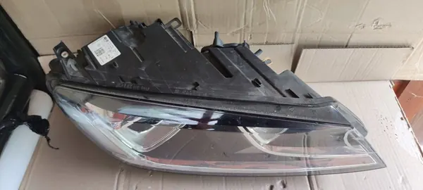 Farol Dianteiro VW TOUAREG 7P image 3