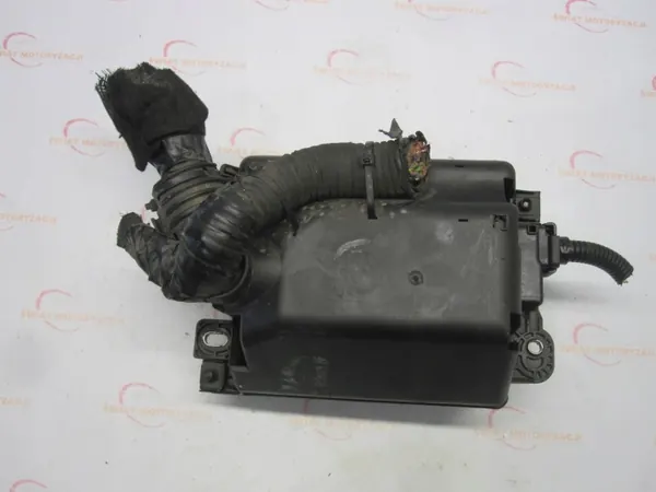 Zekeringkast OEM 51839437 voor Doblo II Combo D 1.6 image 3