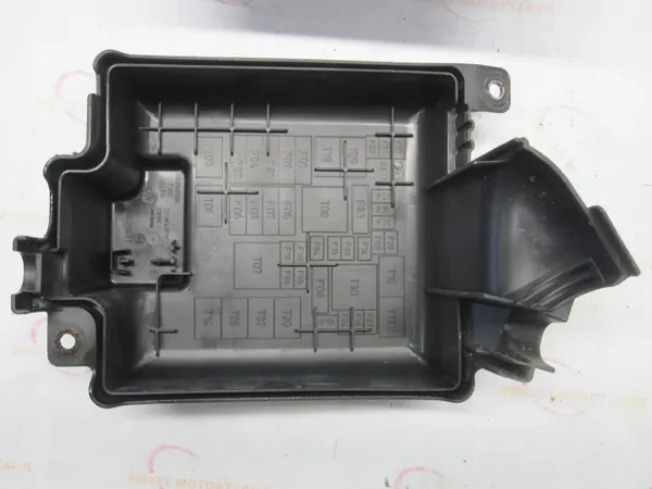 Zekeringkast OEM 51839437 voor Doblo II Combo D 1.6 image 9
