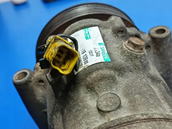 Peugeot 307 1.6 16V Klimakompressor OEM 9651910980 image 7