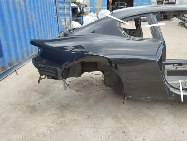 Maserati kvartspanel OEM 219524 - Bak höger image 2