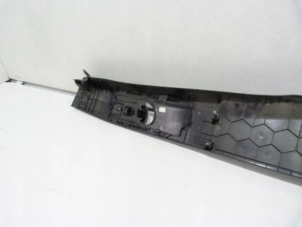 Höger pelaröverdrag OEM A9106901900 för Sprinter W907 image 5