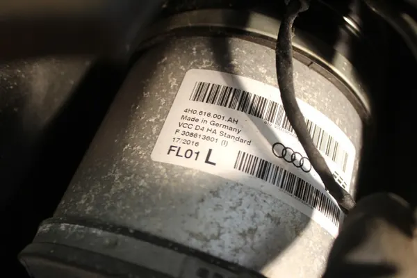 Amortizzatore posteriore sinistro Audi A8 4H D4 LIFT OEM 4H0616001AH image 2