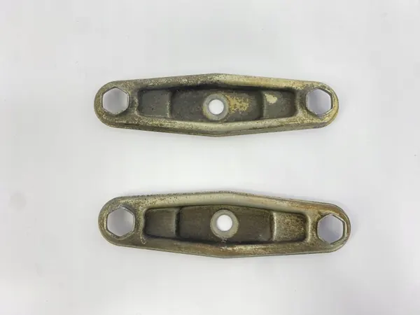 Placa de montaje inyector OEM 1020780041 image 4