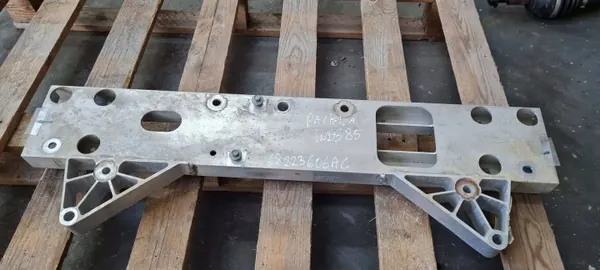 Stabilisatorstrebenbefestigung Chrysler Pacifica 2022 OEM 68223606AC image 2
