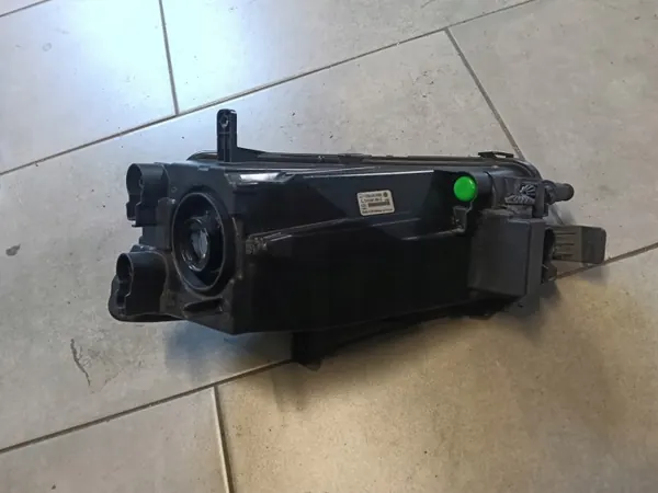 Vänster halogenstrålkastare OEM 510941661E VW Golf VII image 3