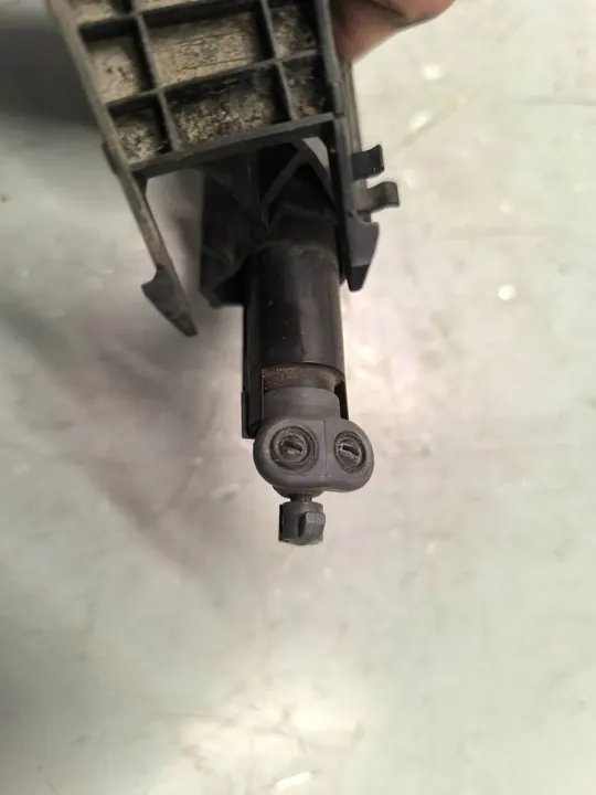 Right Front Headlight Washer Ford Focus MK3 image 3