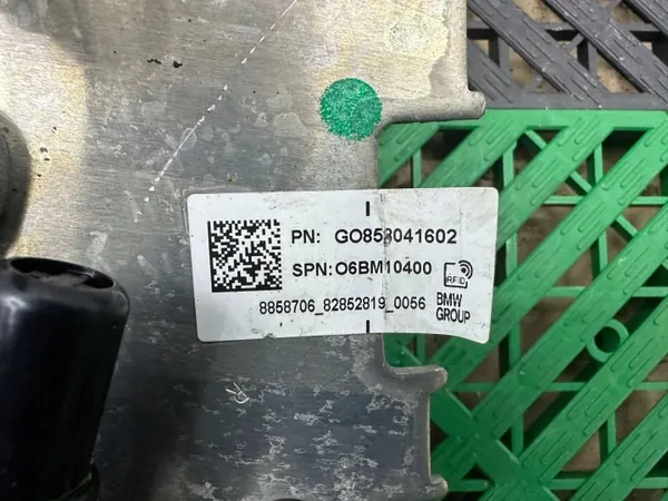 Refroidisseur d'huile moteur d'occasion OEM 8580416 BMW 5 image 4