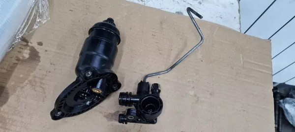 Válvula caixa Audi OE usado OEM 0AW301520H image 2