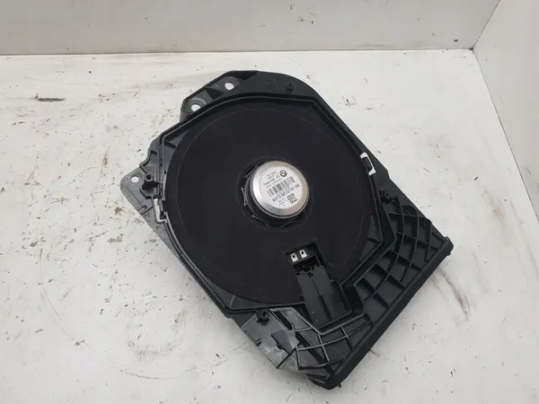 BMW 2 F22 F23 2016 Subwoofer image 5