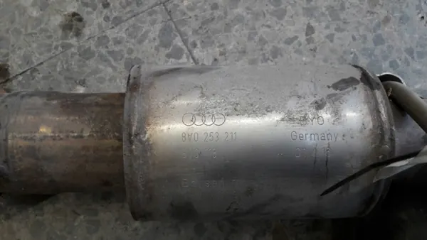 Midden demper OEM 8V0253211 voor Audi RS3 2.5 TFSI image 4