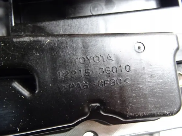 Toyota RAV4 5 2.5 Hybride olieafscheider OEM 12215-36010 image 7