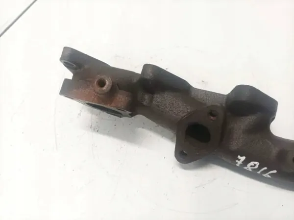Colector de escape OEM 2116733 Kia Ceed 1.6L 2008 image 3