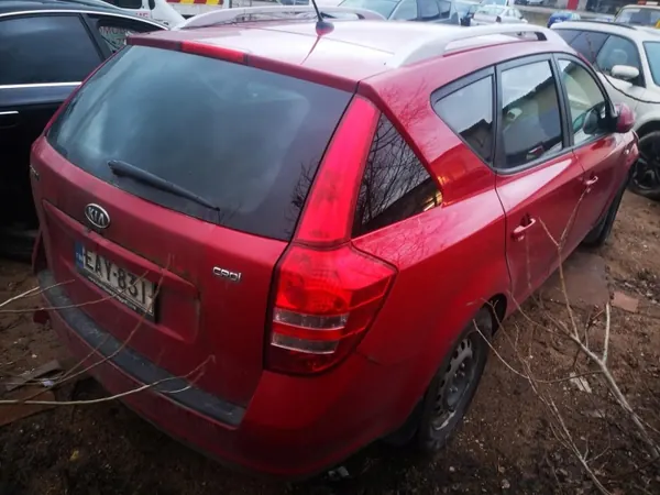 Colector de escape OEM 2116733 Kia Ceed 1.6L 2008 image 9