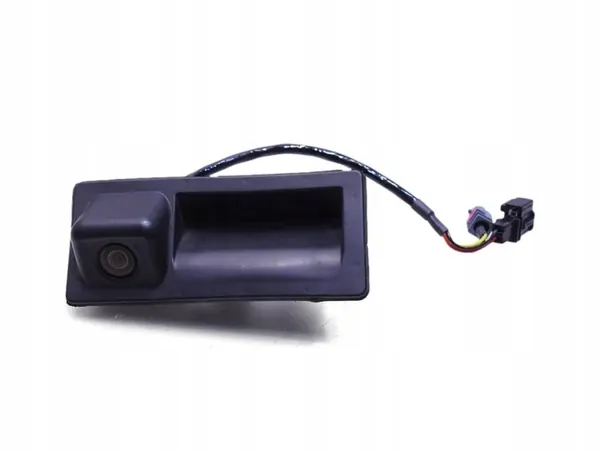 VW Passat B7 Kombi achteruitrijcamera OEM 3C9827566A image 2