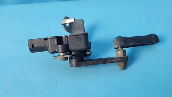 Sensor de nível do farol esquerdo VOLVO XC90 II 32246991 image 3