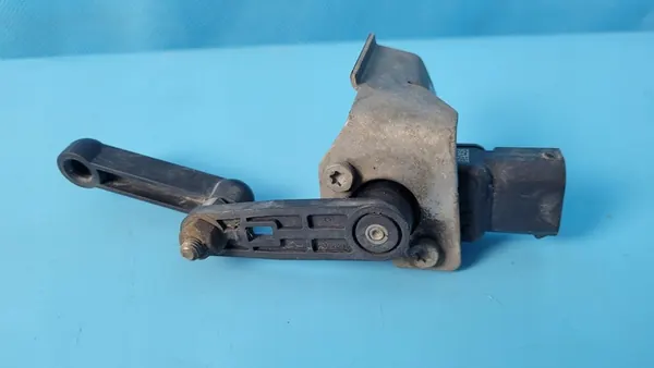 Sensor de nível do farol esquerdo VOLVO XC90 II 32246991 image 4