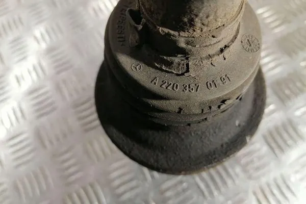 Eixo traseiro direito MERCEDES-BENZ E COUPE A2203570191 image 2