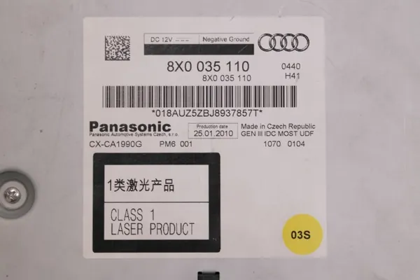 Audi CD-bytenhet OEM 8X0035110 - Begagnad image 3