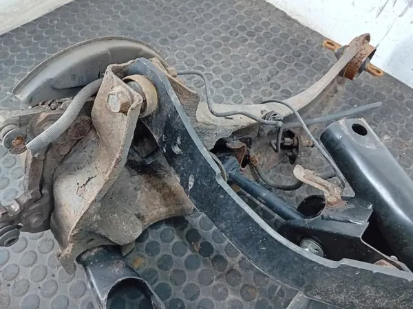 Dodge Caliber 2.0 CRD Heckquerlenker-Patrone OEM image 4