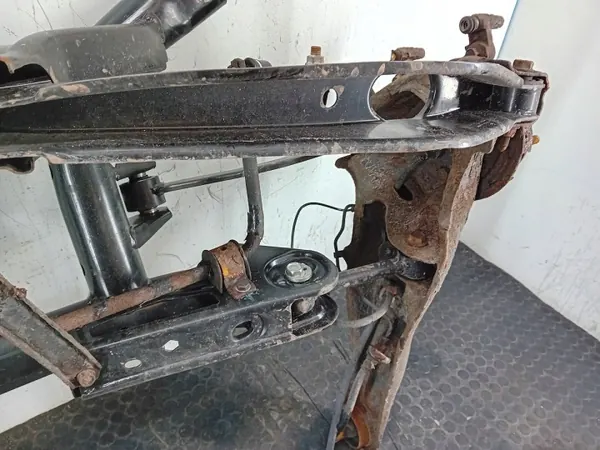 Dodge Caliber 2.0 CRD Heckquerlenker-Patrone OEM image 9