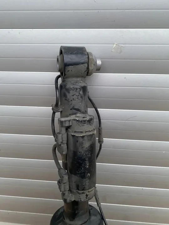 Ammortizzatore posteriore sinistro BMW 5 G30 6886887 VDC image 2