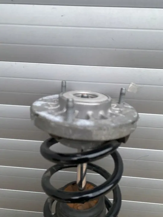 Ammortizzatore posteriore sinistro BMW 5 G30 6886887 VDC image 3