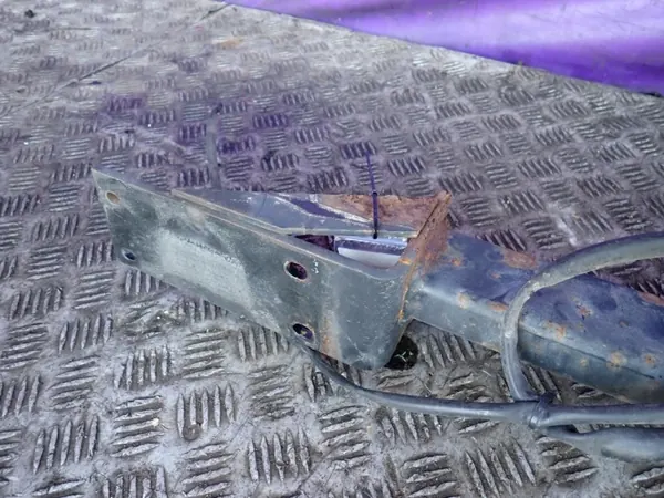 Peräkärkikoukku Opel OE Zawada-371809- Meriva A 02-06 image 8