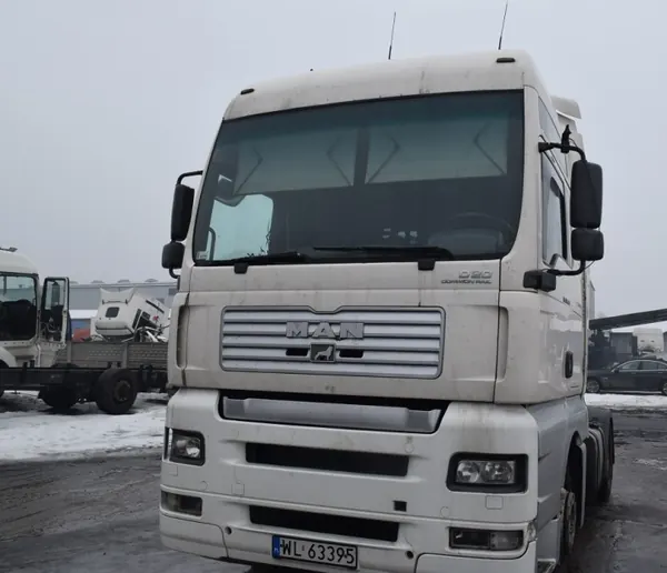 Cadre de cabine MAN TGX TGA OEM 1 - État utilisé image 2