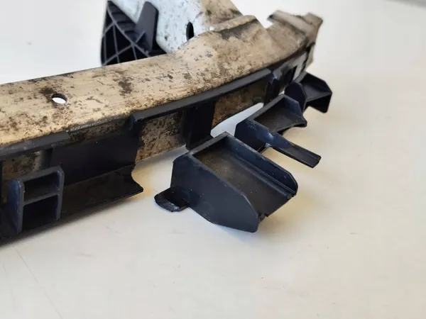 BMW Etupuskurin palkki OEM MCJ30573 - Käytetty image 3