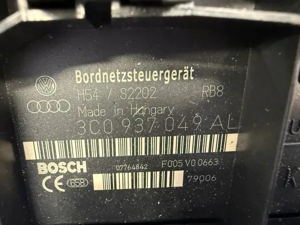 VW Passat B6 Komfortsteuergerät 3C0937049AL image 3