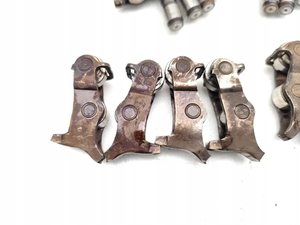 Mini Venttiilikannatin Sarja - 8+8PCS Hatchback 2012 image 10
