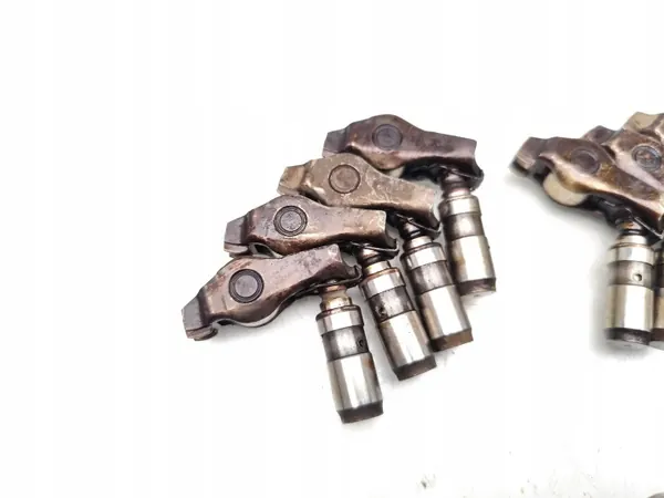 Mini Venttiilikannatin Sarja - 8+8PCS Hatchback 2012 image 5