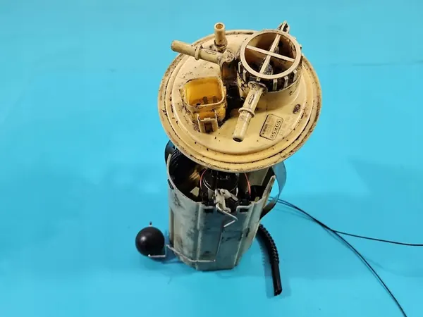 Bomba de Combustível Volvo XC90 I 02- 2.4 D5 OEM 30761739 image 2