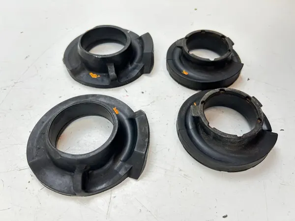 Ressort arrière Ford Mustang Mach-E OEM LJ9C5B718ANF image 4