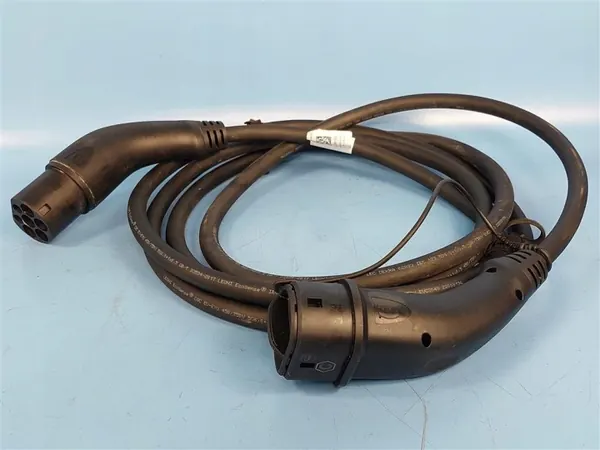 Cable de carga PHEV Ford OEM 089119411 32A 480V image 2