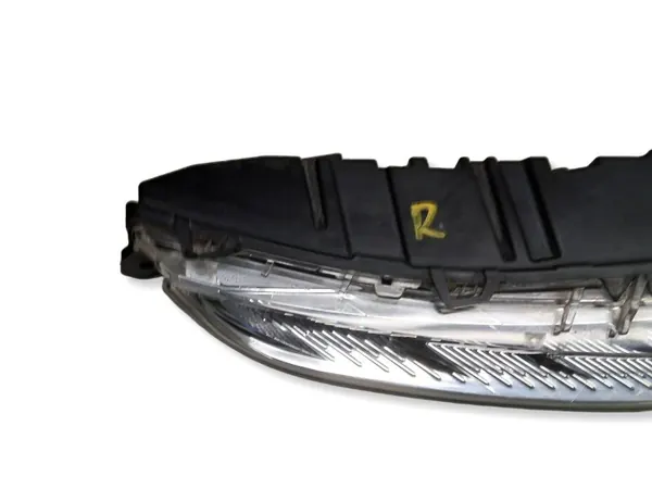 Citroen C4 Picasso II Direito LED DRL OEM 9676036280 image 7