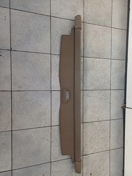 Volvo V70 XC70 bagageruimterolblind OEM roleta v70 beżowa image 2