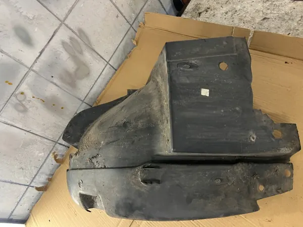OEM 8200291638 Guardabarros delantero izquierdo Trafic image 2