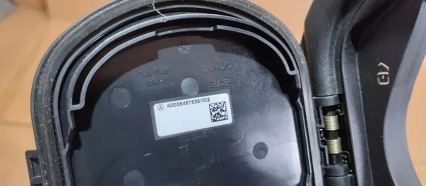 Mercedes Ladebuchsenabdeckung OEM A0005457539 image 4