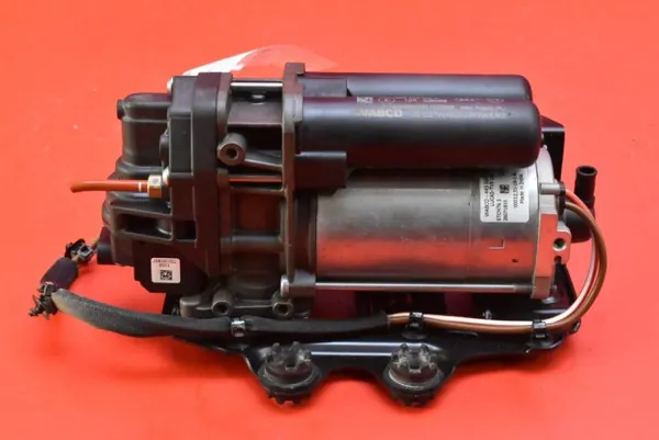 OEM 4KE616005E Ilmajousituskompressori Audi E-Tron image 2