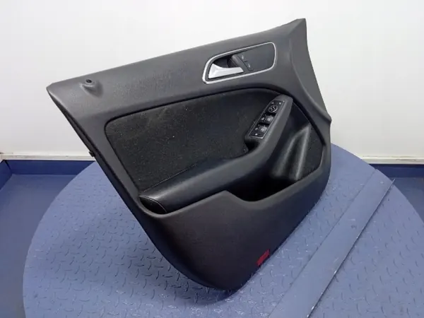 Mercedes B-Klasse W246 Deurbekleding Links Voor OEM A2467270159 image 3