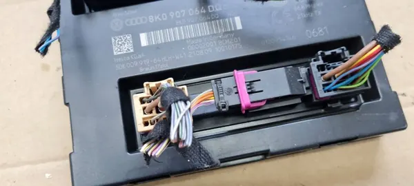 Audi OE 8K0907064DQ Comfortmodule - Gebruikt image 5
