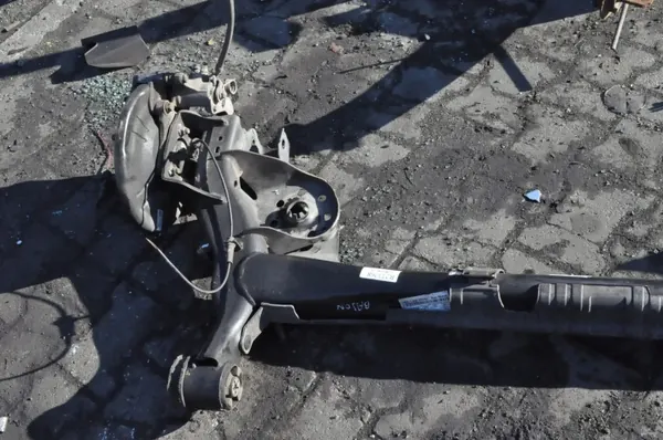 OEM 273268 Hinterachsträger für Hyundai Bayon image 3