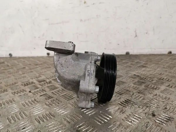 Vattenpump FBZ13715 för Hyundai Santa Fe 2019 image 5
