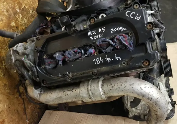 Motor AUDI A4 B8 A5 8T 3.0 TDI CCW image 3