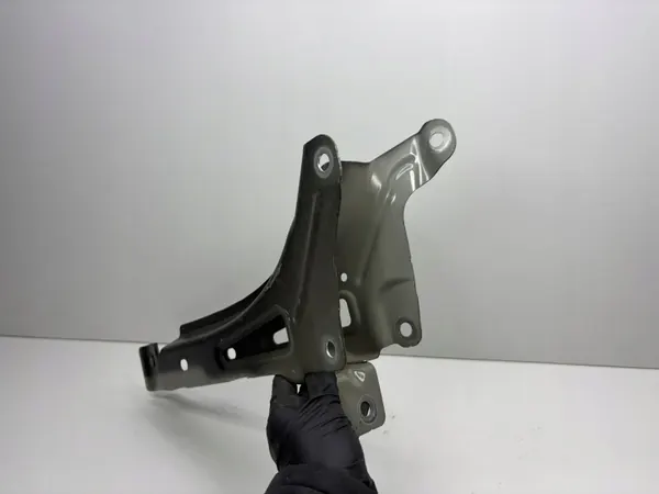 Support de garde-boue Porsche Taycan OEM 9J1805373 Gauche Avant image 3
