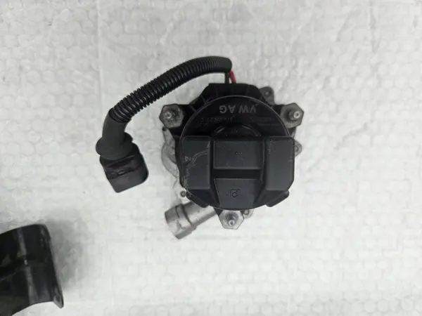 ILMAPUMPPU BENTLEY CONTINENTAL FLYING GT GTC 079959231C image 5